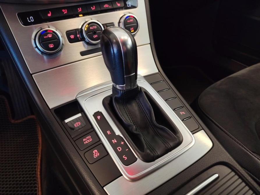 Volkswagen Passat B7 Санкт-Петербург  - изображение 13