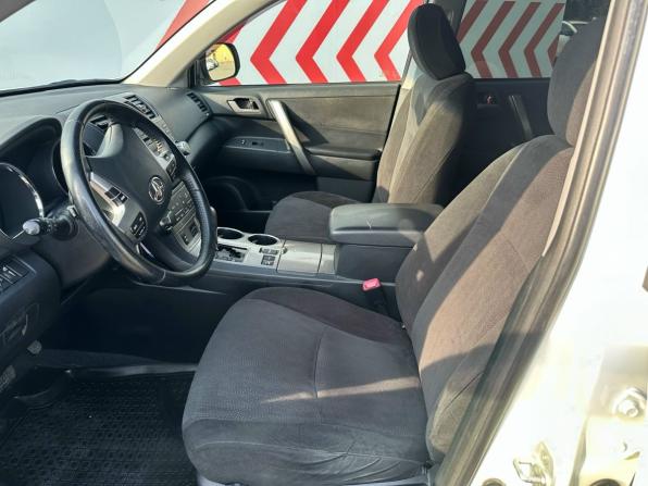 Toyota Highlander II (XU40) Рестайлинг с пробегом 2012 года, цена 1 940 000 рублей, 185001 км, внедорожник, Автокод Объявления