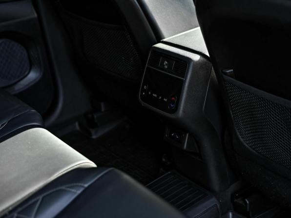 Exeed VX I с пробегом 2023 года, цена 2 330 000 рублей, 148747 км, внедорожник, Автокод Объявления
