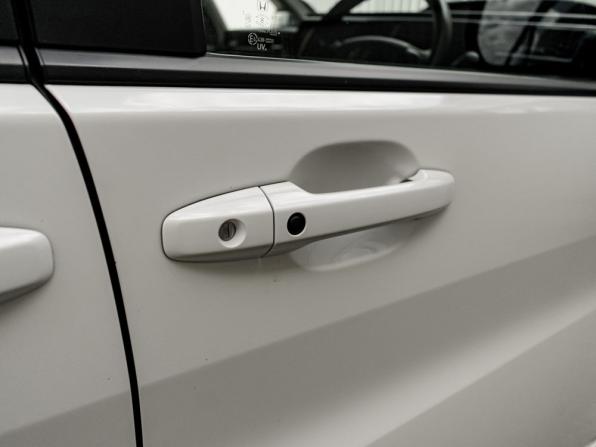 Honda Stepwgn V Рестайлинг с пробегом 2019 года, цена 2 275 000 рублей, 103587 км, минивэн, Автокод Объявления