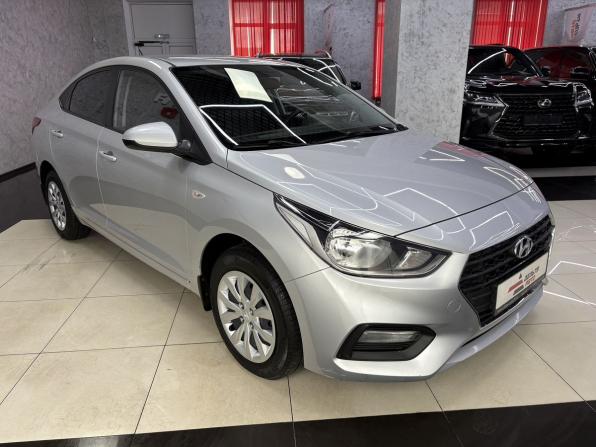 Hyundai Solaris II с пробегом 2018 года, цена 1 399 000 рублей, 138497 км, седан, Автокод Объявления