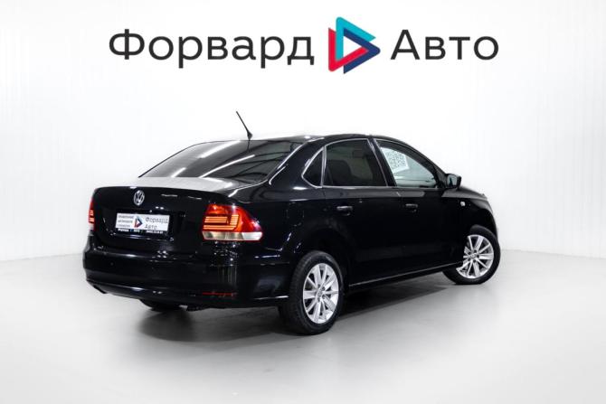 Volkswagen Polo V Рестайлинг с пробегом 2016 года, цена 990 000 рублей, 123851 км, седан, Автокод Объявления