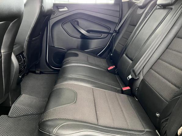 Ford Kuga II с пробегом 2014 года, цена 1 230 000 рублей, 137131 км, внедорожник, Автокод Объявления