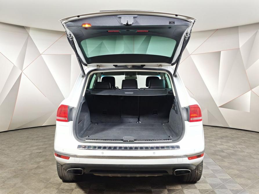 Volkswagen Touareg II Рестайлинг Москва  - изображение 11