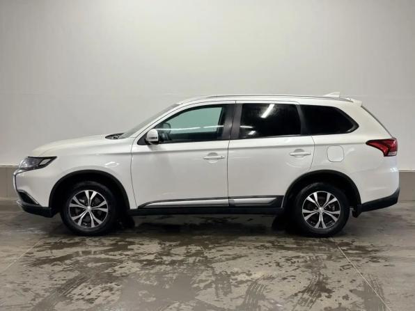 Mitsubishi Outlander III Рестайлинг 2 с пробегом 2018 года, цена 1 918 000 рублей, 187900 км, внедорожник, Автокод Объявления