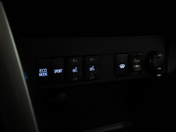 Toyota RAV4 IV (XA40) Рестайлинг с пробегом 2016 года, цена 2 449 700 рублей, 97652 км, внедорожник, Автокод Объявления