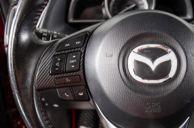 Mazda 3 III (BM) с пробегом 2013 года, цена 1 599 000 рублей, 98000 км, хэтчбек, Автокод Объявления