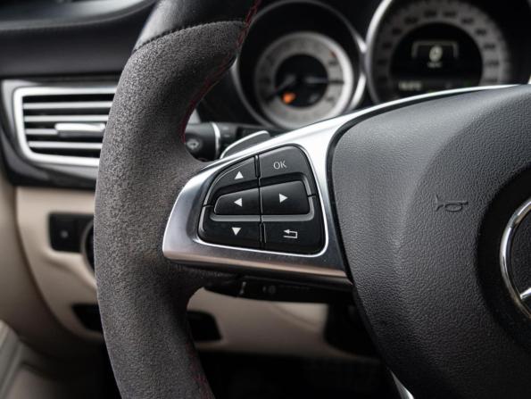 Mercedes-Benz CLS II (C218) Рестайлинг с пробегом 2015 года, цена 2 980 000 рублей, 153252 км, седан, Автокод Объявления
