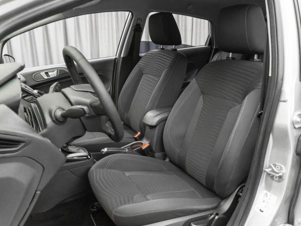 Ford Fiesta Mk6 Рестайлинг с пробегом 2015 года, цена 1 030 000 рублей, 60877 км, хэтчбек, Автокод Объявления