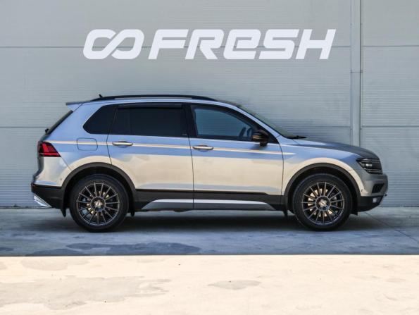 Volkswagen Tiguan II с пробегом 2019 года, цена 2 830 000 рублей, 112605 км, внедорожник, Автокод Объявления