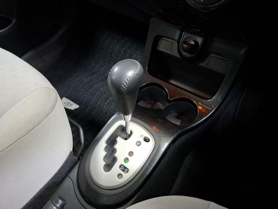 Toyota Ist II Москва  - изображение 15