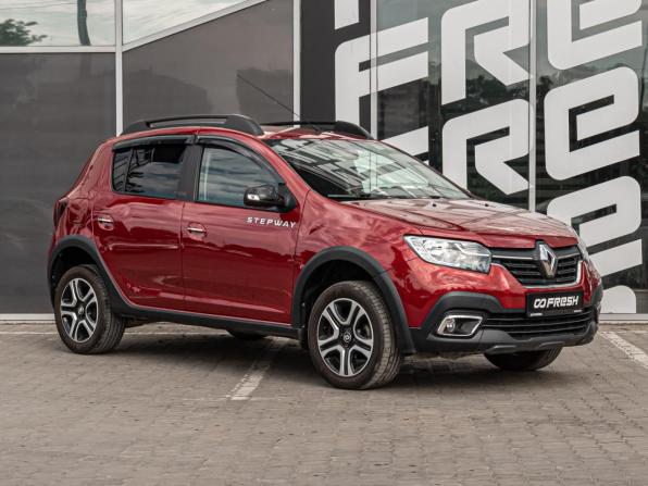 Renault Sandero II Рестайлинг с пробегом 2018 года, цена 1 329 000 рублей, 54846 км, хэтчбек, Автокод Объявления