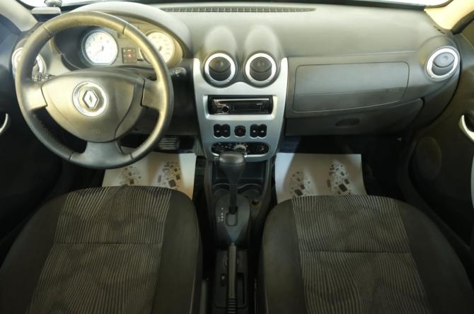 Renault Sandero I с пробегом 2010 года, цена 559 000 рублей, 180000 км, хэтчбек, Автокод Объявления