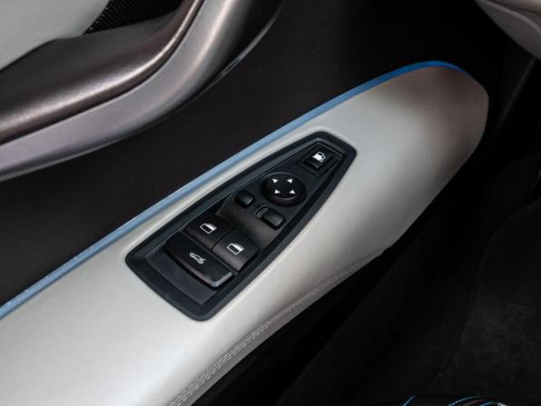 BMW i8 I с пробегом 2014 года, цена 6 450 000 рублей, 124731 км, купе, Автокод Объявления