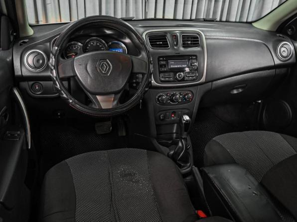 Renault Logan II с пробегом 2016 года, цена 784 000 рублей, 190131 км, седан, Автокод Объявления