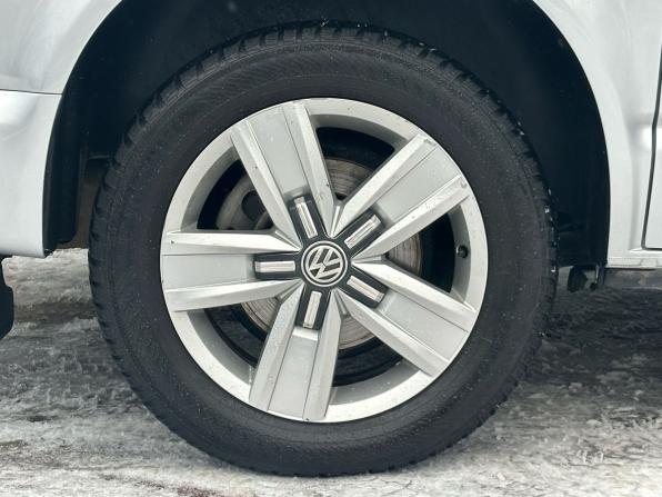 Volkswagen Multivan T6 Рестайлинг с пробегом 2020 года, цена 4 479 000 рублей, 159000 км, минивэн, Автокод Объявления