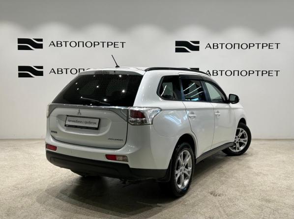 Mitsubishi Outlander III с пробегом 2014 года, цена 1 179 000 рублей, 216236 км, внедорожник, Автокод Объявления