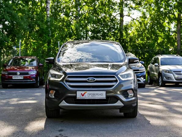 Ford Kuga II Рестайлинг с пробегом 2017 года, цена 1 650 000 рублей, 108212 км, внедорожник, Автокод Объявления