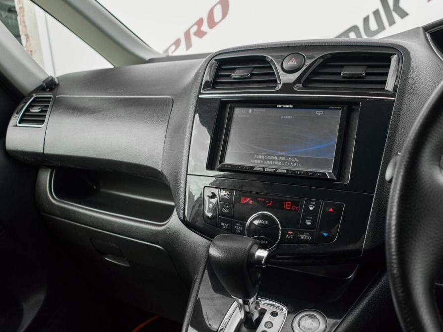 Nissan Serena IV (C26) Екатеринбург  - изображение 16
