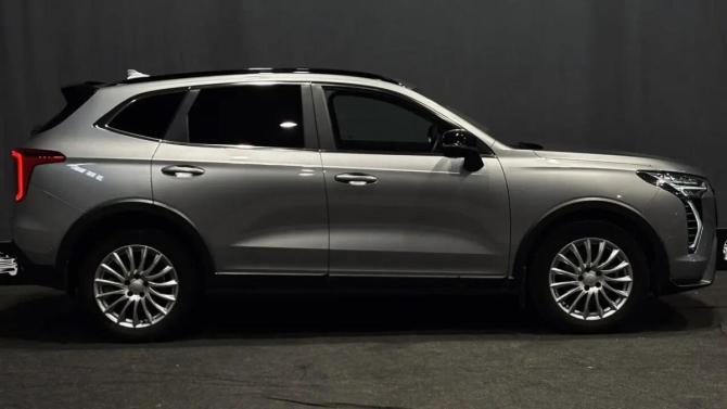 Haval Jolion I Рестайлинг с пробегом 2025 года, цена 2 300 000 рублей, 30000 км, внедорожник, Автокод Объявления