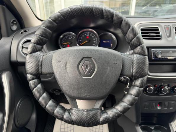 Renault Logan II с пробегом 2018 года, цена 745 000 рублей, 146237 км, седан, Автокод Объявления