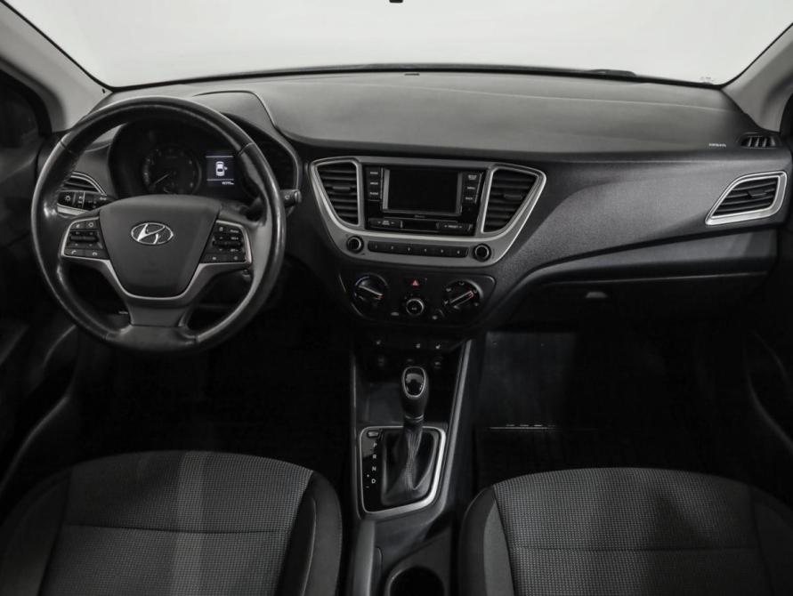 Hyundai Solaris II Санкт-Петербург  - изображение 10
