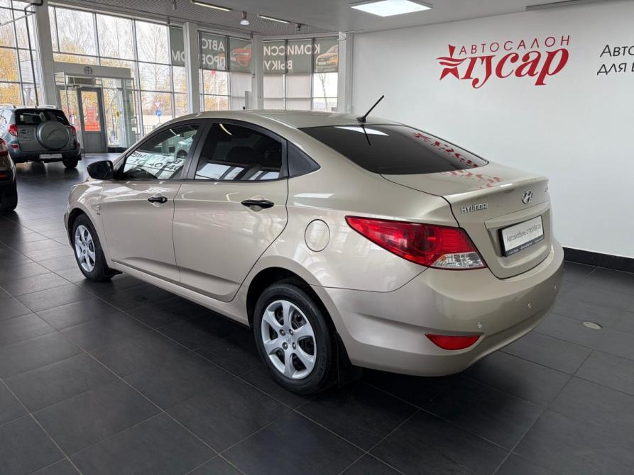 Hyundai Solaris I Киров  - изображение 6