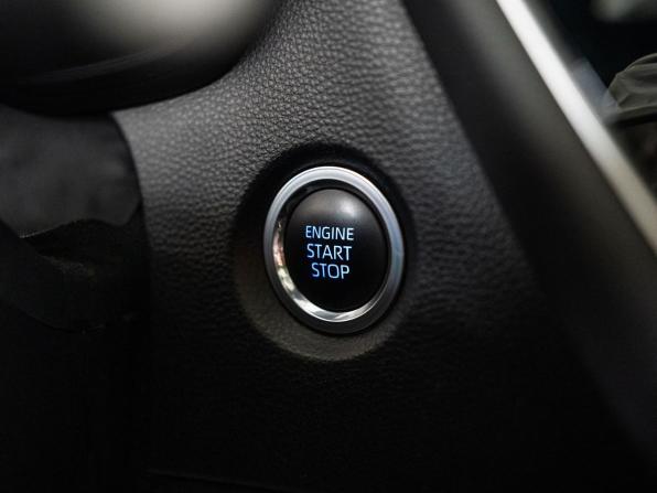 Toyota Levin XII (E210) с пробегом 2020 года, цена 1 858 000 рублей, 36374 км, седан, Автокод Объявления