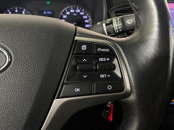 Hyundai Solaris II с пробегом 2019 года, цена 1 170 000 рублей, 114809 км, седан, Автокод Объявления