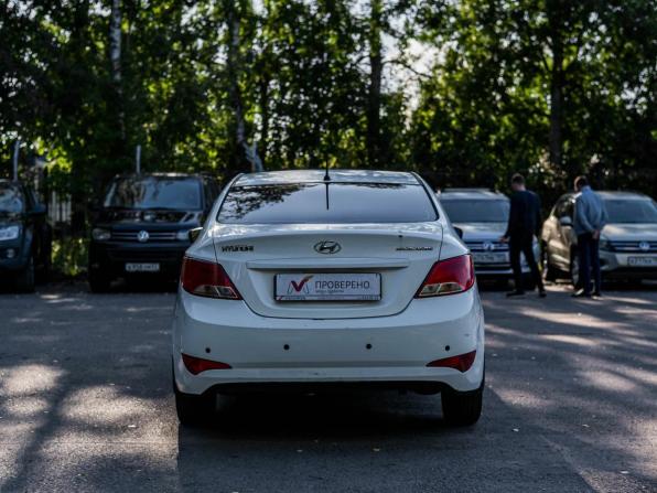 Hyundai Solaris I Рестайлинг с пробегом 2015 года, цена 825 000 рублей, 127586 км, седан, Автокод Объявления