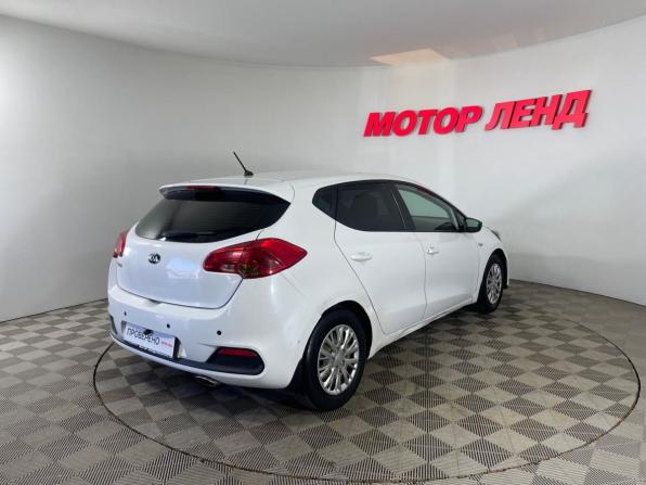 Kia Ceed II с пробегом 2014 года, цена 821 000 рублей, 157000 км, хэтчбек, Автокод Объявления