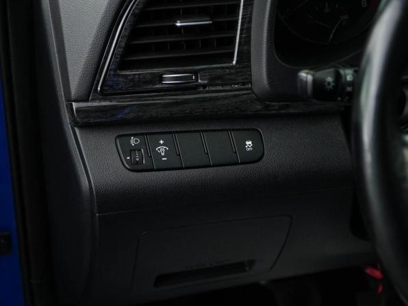 Hyundai Elantra VI (AD) с пробегом 2018 года, цена 1 499 077 рублей, 99241 км, седан, Автокод Объявления