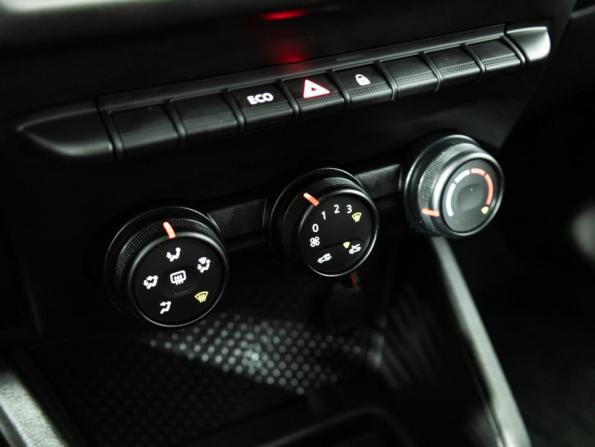 Renault Duster II с пробегом 2021 года, цена 1 849 700 рублей, 4200 км, внедорожник, Автокод Объявления