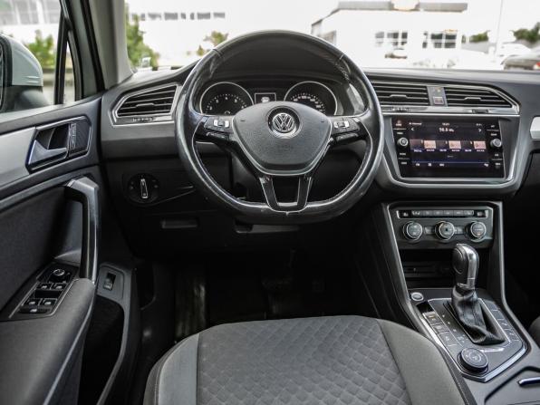 Volkswagen Tiguan II с пробегом 2017 года, цена 2 198 000 рублей, 184121 км, внедорожник, Автокод Объявления