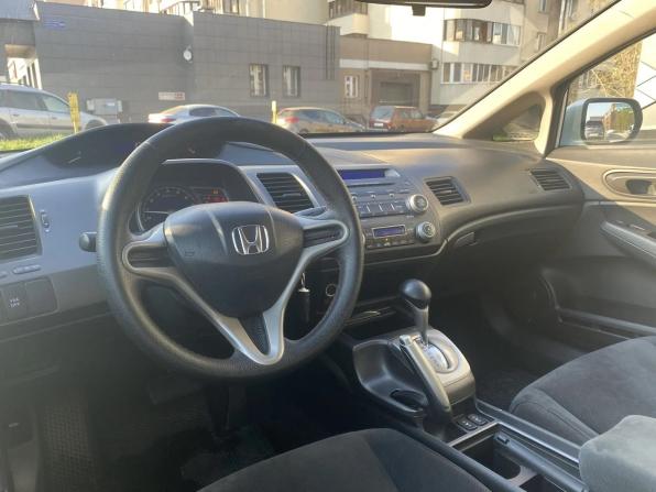 Honda Civic VIII Рестайлинг с пробегом 2009 года, цена 550 000 рублей, 200000 км, седан, Автокод Объявления