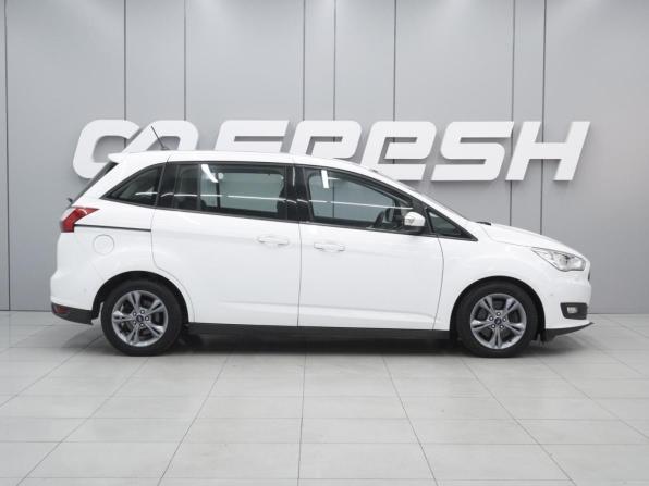 Ford C-MAX II Рестайлинг с пробегом 2018 года, цена 1 617 000 рублей, 79020 км, компактвэн, Автокод Объявления