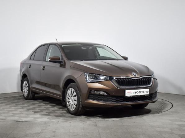 Skoda Rapid II с пробегом 2021 года, цена 1 699 000 рублей, 23106 км, лифтбек, Автокод Объявления