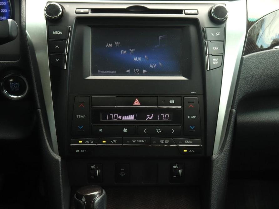 Toyota Camry VII (XV50) Рестайлинг Казань  - изображение 10