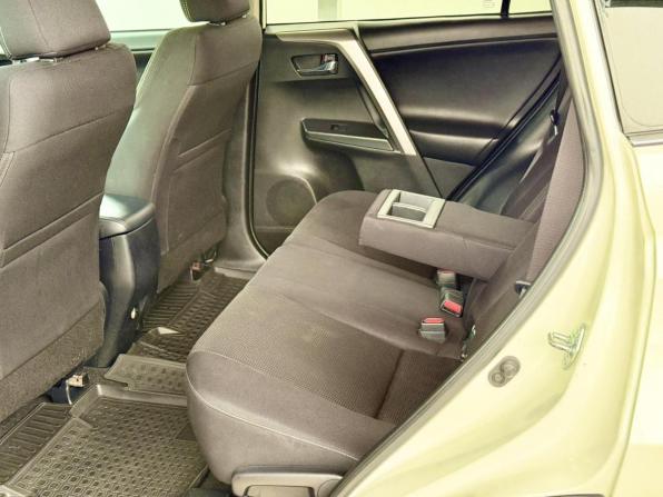 Toyota RAV4 IV (XA40) Рестайлинг с пробегом 2017 года, цена 2 145 000 рублей, 183924 км, внедорожник, Автокод Объявления