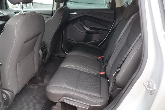 Ford Kuga II Рестайлинг с пробегом 2018 года, цена 1 599 000 рублей, 152000 км, внедорожник, Автокод Объявления