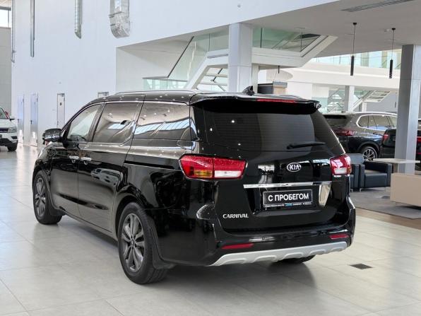Kia Carnival III с пробегом 2017 года, цена 2 245 000 рублей, 188880 км, минивэн, Автокод Объявления