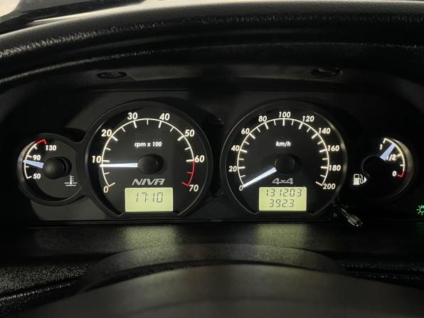 Chevrolet Niva I Рестайлинг с пробегом 2017 года, цена 719 900 рублей, 131000 км, внедорожник, Автокод Объявления