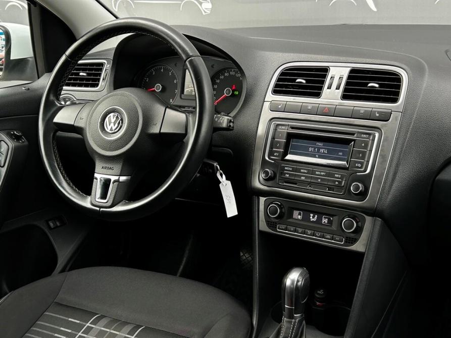 Volkswagen Polo V Санкт-Петербург  - изображение 14
