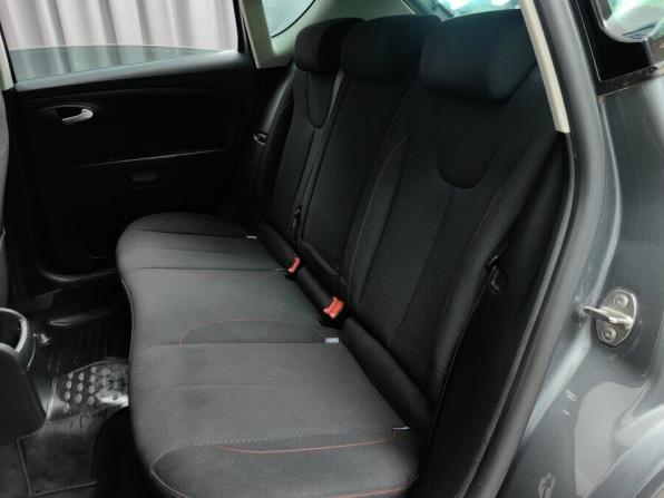 SEAT Leon II Рестайлинг с пробегом 2012 года, цена 824 000 рублей, 255563 км, хэтчбек, Автокод Объявления