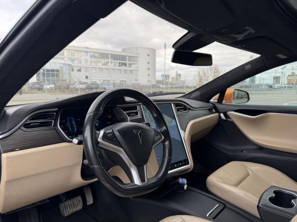 Tesla Model S I с пробегом 2016 года, цена 2 700 000 рублей, 80398 км, лифтбек, Автокод Объявления