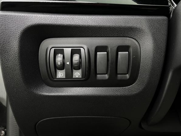 Renault Kaptur I Рестайлинг с пробегом 2020 года, цена 1 650 000 рублей, 63000 км, внедорожник, Автокод Объявления