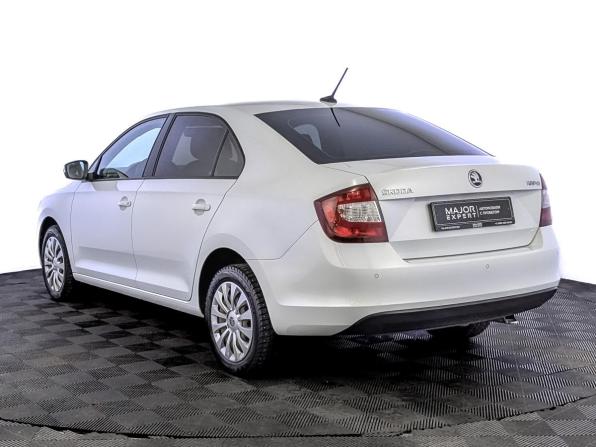 Skoda Rapid I Рестайлинг с пробегом 2019 года, цена 1 485 000 рублей, 40553 км, лифтбек, Автокод Объявления