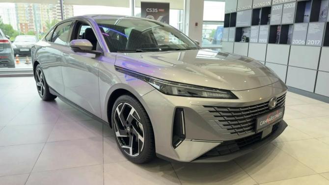 Changan Lamore с пробегом 2024 года, цена 2 149 000 рублей, 4820 км, седан, Автокод Объявления