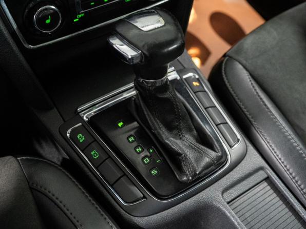 Skoda Superb II с пробегом 2012 года, цена 999 000 рублей, 250489 км, лифтбек, Автокод Объявления