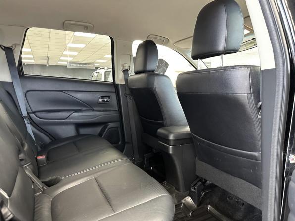 Mitsubishi Outlander III Рестайлинг 2 с пробегом 2017 года, цена 1 890 000 рублей, 143200 км, внедорожник, Автокод Объявления